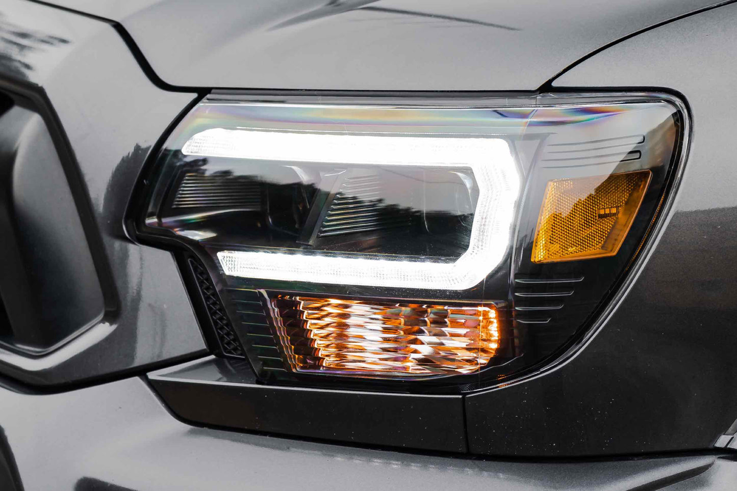 XB Hybrid LED Headlights: Toyota Tacoma (12-15 / White DRL / Set)